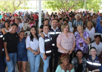 Jesús Flores cumple su palabra a colonias populares.