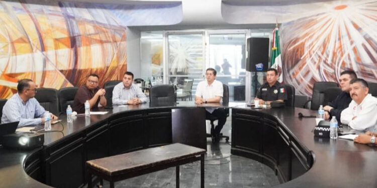 Gestiona alcalde Jorge Elías con CAPUFE módulo para chip vehicular