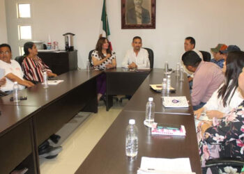 ‘Estamos comprometidos con la educación»; Jesús Flores.