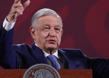 Garantiza AMLO que no inclinará balanza a favor de ningún aspirante
