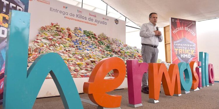 Brinda Toño Astiazarán 10,000 gracias a ciudadanía por generosidad para quienes ayudan a personas sin hogar