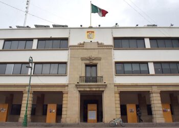 Personal municipal cumple su compromiso con la transparencia