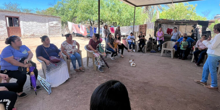 Imparte instituto de la mujer más talleres productivos