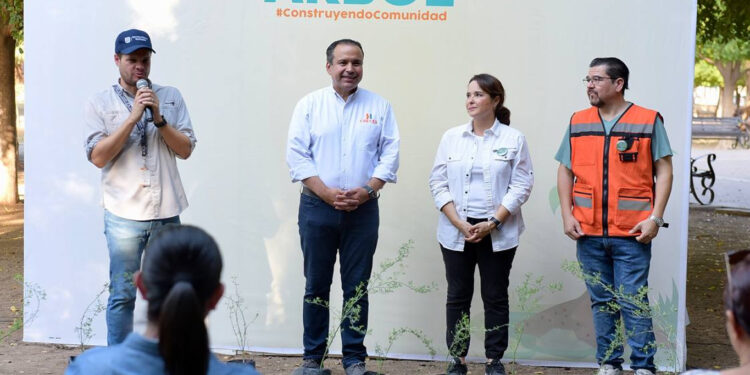 Impulsa Toño Astiazarán meta adicional de dotar y sembrar 10 mil árboles en Hermosillo este año