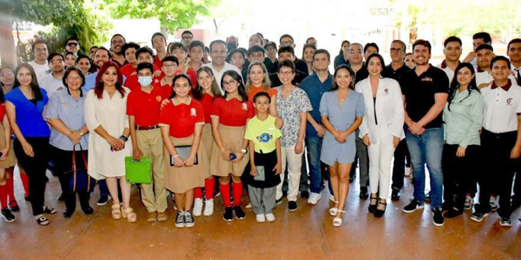 Reitera Toño Astiazarán apoyo a proyectos en inauguración de Expo Ciencias Sonora 2023