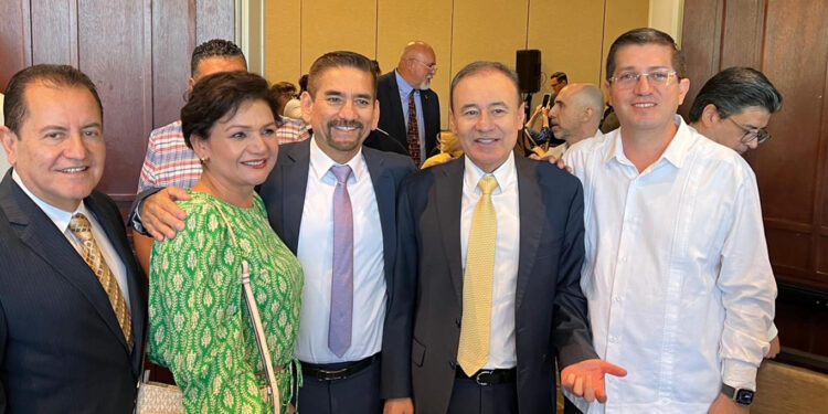 Enlazan navojoa y phoenix relaciones diplomáticas y de hermandad