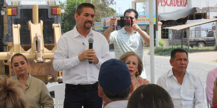 Arranca Obra De Pavimento De La Calle Hermosillo.
