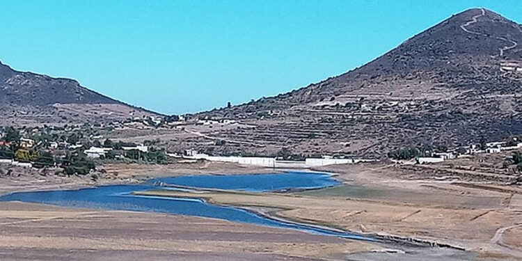Presas siguen a la baja y la lluvia no llega; sólo tres de 210 embalses están al 100%