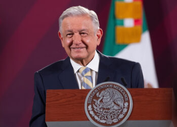 Remesas, el principal ingreso para el país: López Obrador