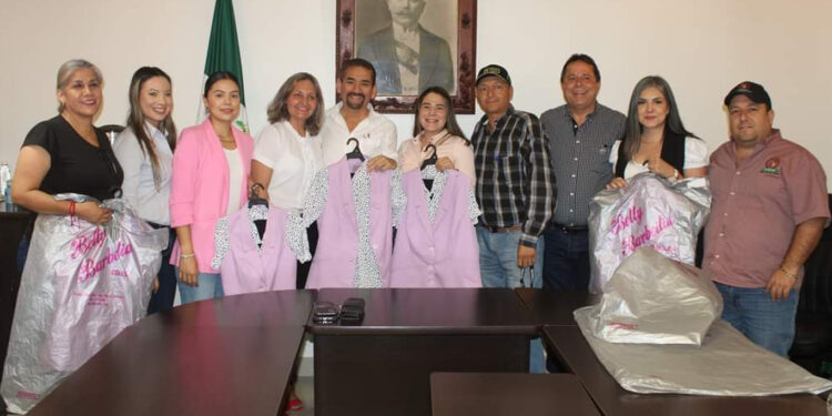 ¡Cumple Jesús Flores con el sindicato!