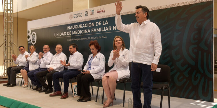 Participa Lamarque Cano En Inauguración De La Unidad De Medicina Familiar 66 Del IMSS