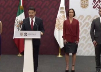 Martí Batres queda al frente del gobierno de CDMX por renuncia de Sheinbaum