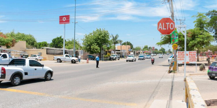 Trabaja gobierno municipal en fortalecer atención a reportes de señalización y semaforización