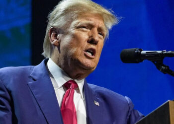 Trump amplía ventaja sobre DeSantis pese a acusación federal