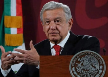 Economía mexicana crecerá 4% en 2023 y 2024: López Obrador