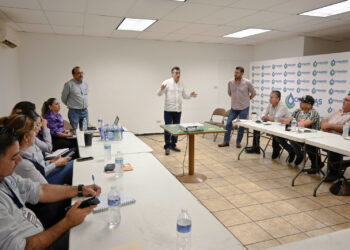Se reúne el presidente municipal con contratistas  del OOMAPAS de Cajeme para evaluación de atención de reportes