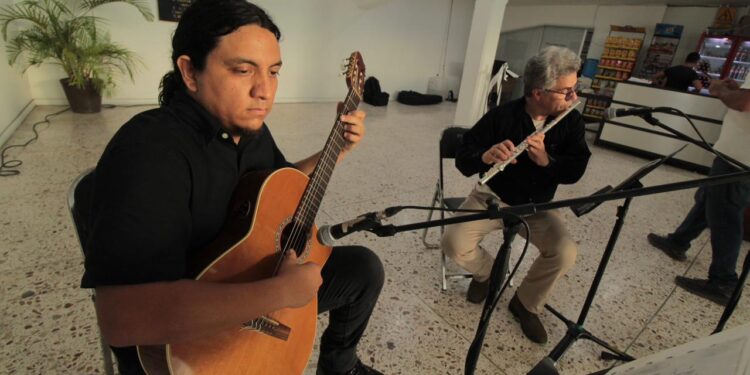 Inician actividades del XX Festival Mar Bermejo 2023