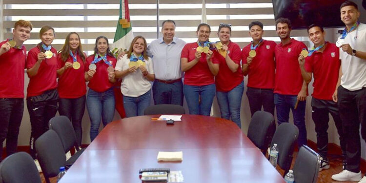 Incentiva Toño Astiazarán a medallistas de los Juegos Centroamericanos y del Caribe 2023