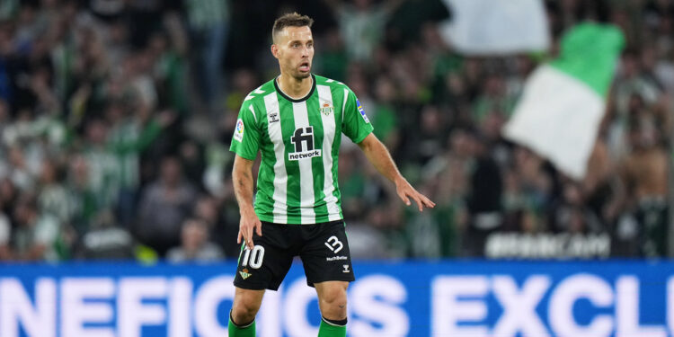¡Estalló la ‘bomba’! Rayados anuncia el fichaje de Sergio Canales
