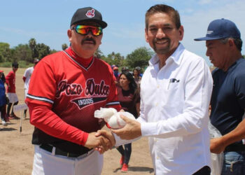 Inaugura alcalde Jesus Flores Liga de Beisbol Segunda Fuerza