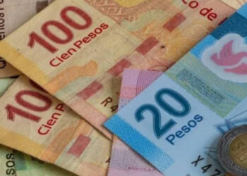México lidera a la OCDE en alza salarial; revierte baja en poder adquisitivo
