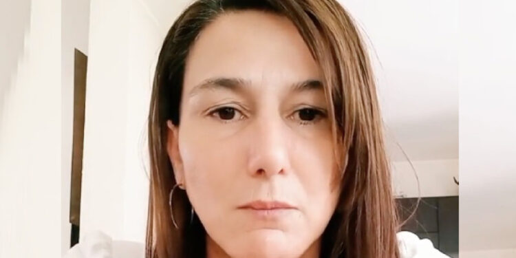Mujer descubre que fue robada en CDMX; pide ayuda para encontrar a su familia biológica