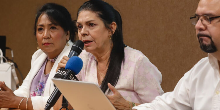 Realiza diputada Ernestina Castro parlamento abierto en materia de seguridad privada.