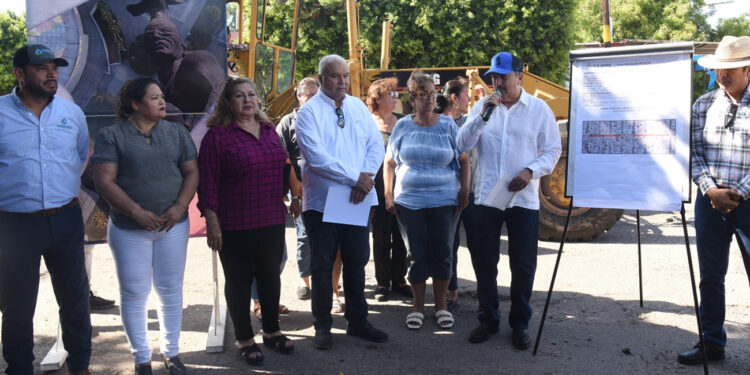 Javier Lamarque sin dejar de trabajar: arranca obra de rehabilitación de calles 6 de abril y niños héroes 