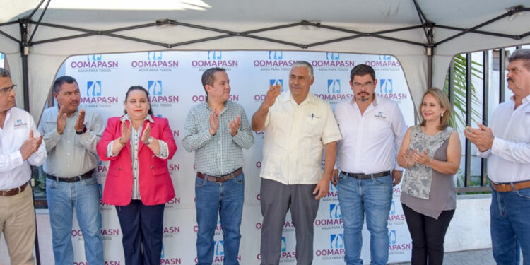Recibe José Guadalupe Félix Premio “la carnita asada Pa´ mi apá”