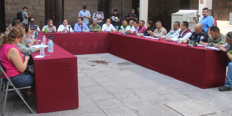 Realiza Ayuntamiento de Guaymas informe de avances ante daños por la tormenta.