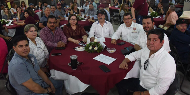 Reinaugura Lamarque Cano Salón De Eventos Del SUTSAC