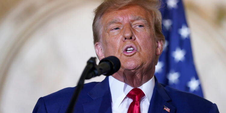 Empeora panorama para Trump; fiscal especial presenta más cargos en su contra