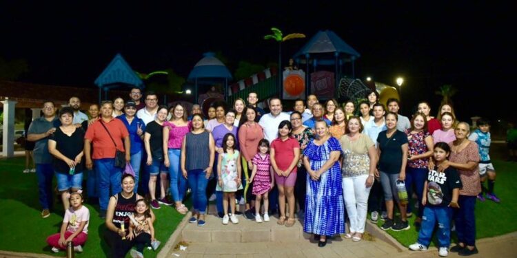 Entrega Toño Astiazarán cinco parques rehabilitados en colonia Puerta Real