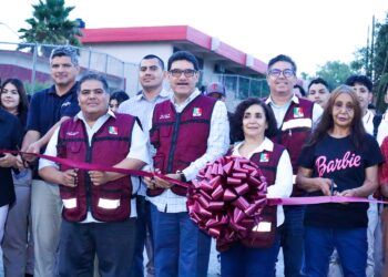 Inaugura alcalde JFGN importante obra de  pavimentación