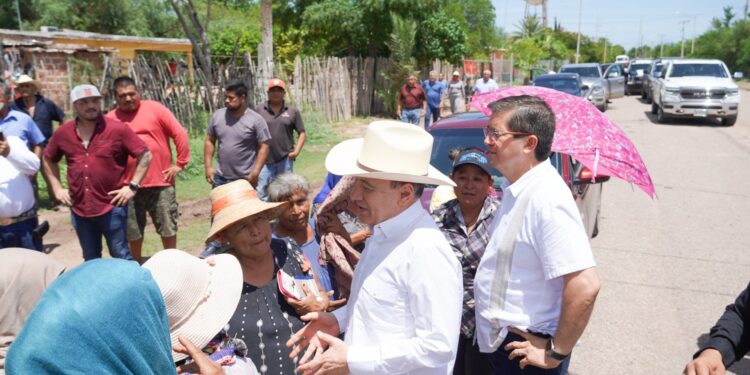 Llegan apoyos a familias afectadas por lluvia en Comisaría de Bacabachi