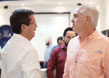 Presentan a empresarios proyecto de embellecimiento de bulevares