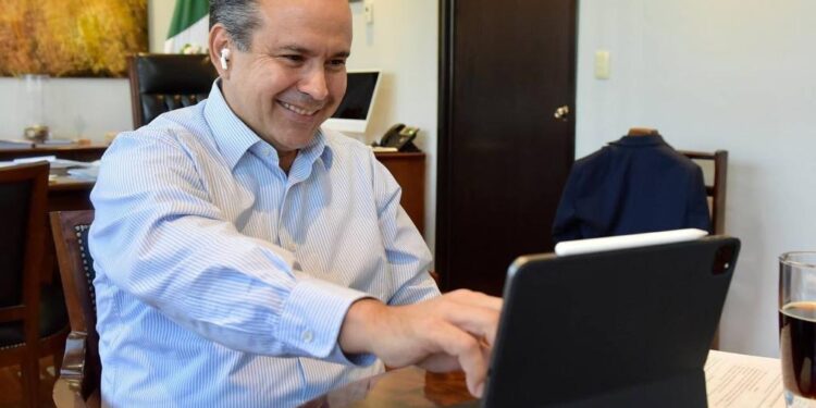 Notifican a Toño Astiazarán que Hermosillo fue elegido para participar en el programa Ciudades en Movimiento del Departamento de Estado de EEUU