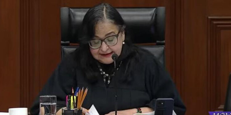 AMLO acusa a ministra Norma Piña por contratar a allegado de Genaro García Luna