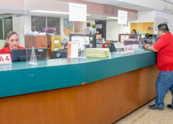 En apoyo a familias ofrece tesorería descuentos en predial y multas de tránsito