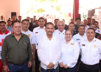 CELEBRAN DÍA DEL BOMBERO.