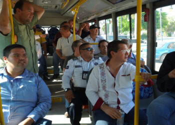 Recibe Navojoa cuatro unidades para el transporte público