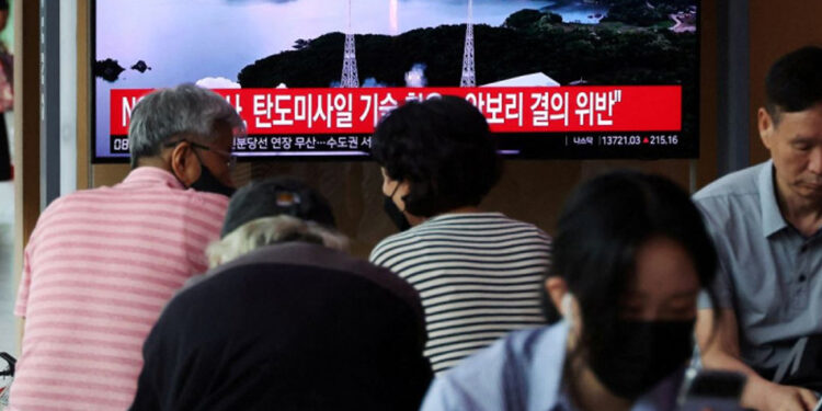 Corea del Norte lanza proyectil hacia Mar de Japón
