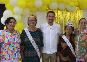 Festejan A Abuelitos DE INAPAM.