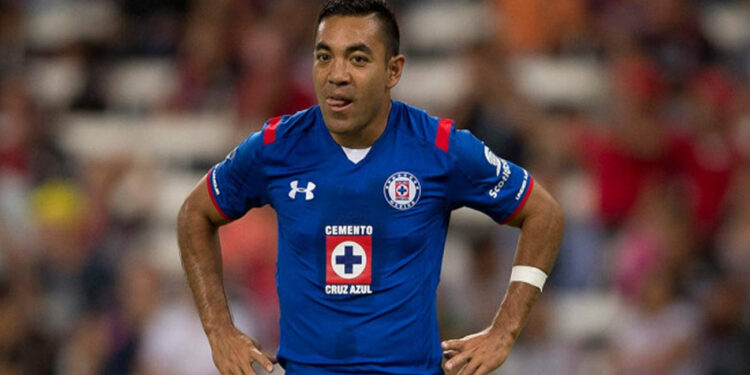 Marco Fabián admite que ‘está complicado’ fichar con Cruz Azul