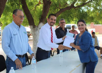 EJIDATARIOS CONTENTOS RECIBEN RECURSOS DEL PREDIAL EJIDAL.