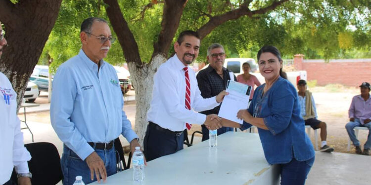 EJIDATARIOS CONTENTOS RECIBEN RECURSOS DEL PREDIAL EJIDAL.