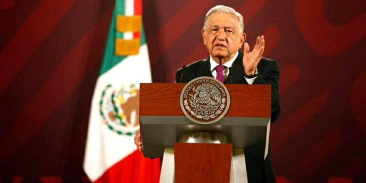 No hay ningún impedimento para distribuir los libros de texto: López Obrador