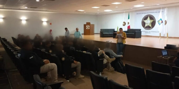 Elementos de la AMIC y peritos se capacitan en Identificación Vehicular