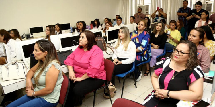 Más de 30 mil docentes de educación básica regresaron a sus labores este lunes: SEC Sonora