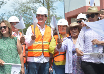 Cumple Elías Retes Anhelo De Colonos: Inicia Pavimentación Por La Tónichi